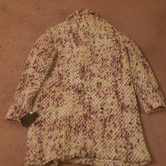 Jacket - Picture 2 of 4